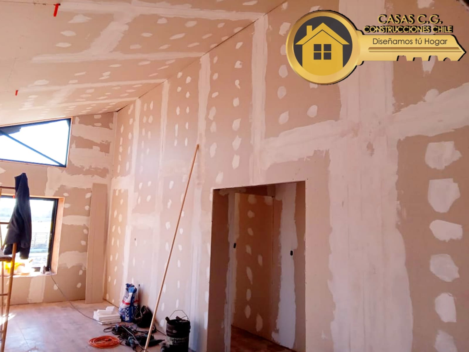 CASA METALCOM, DISEÑO Y PLANOS DE CASAS, CASA CONSTRUCCION, REGION DE ÑUBLE , CHILE, CONSTRUCTORA,CASAS CHILE, CASAS ÑUBLE, CASAS PREFABRICADAS,VENTA DE CASAS,CERCHAS. EMPASTE DE PAREDES